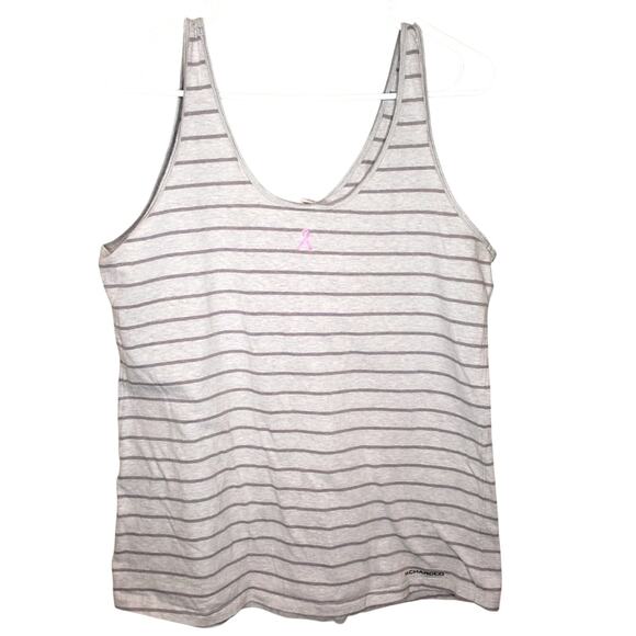 Under Armour HERO Tank Top Large TINY Flaw - Picture 3 of 8